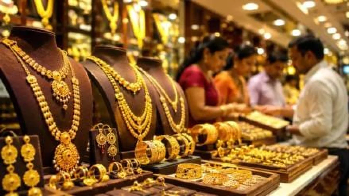 सलग दुसऱ्या दिवशी सोन्याच्या दरात वाढ; चांदीच्या दरात घसरण