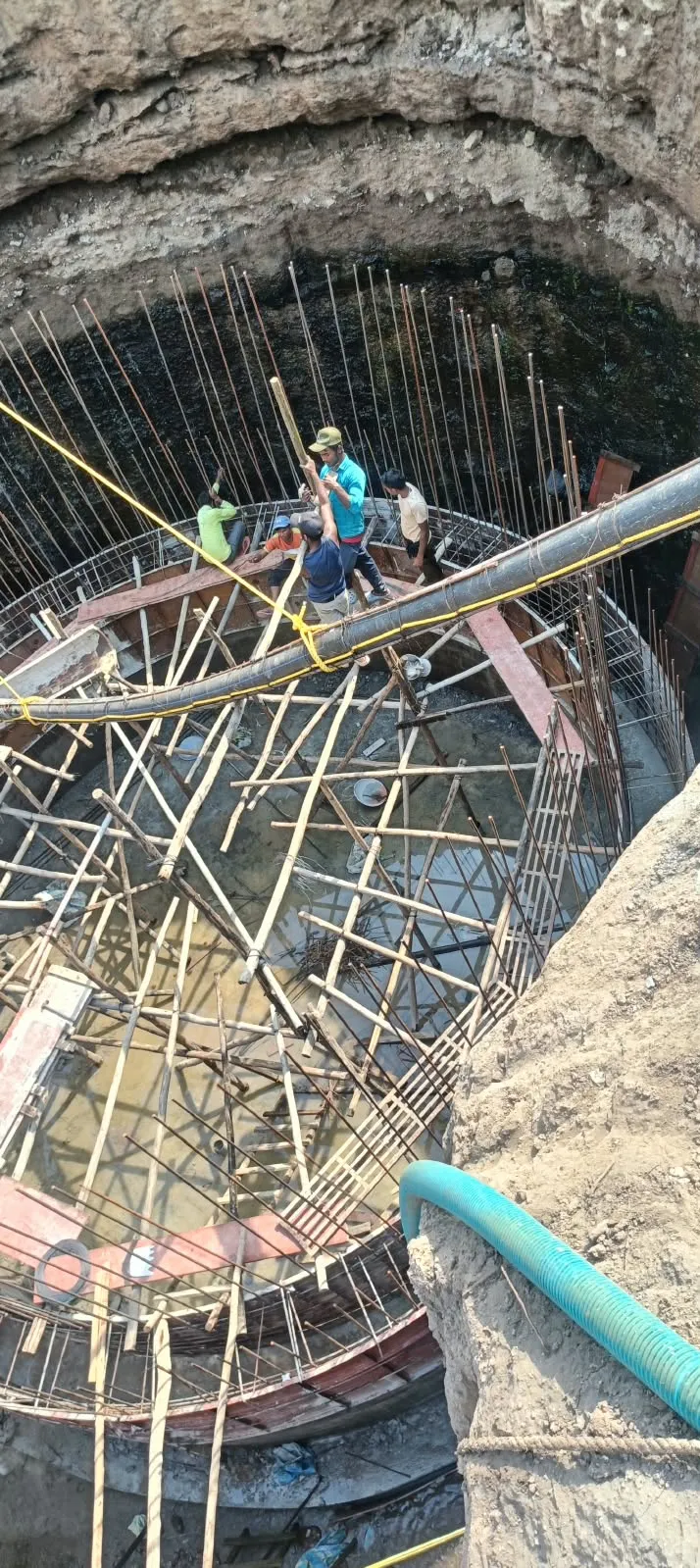 वाझर पाणीपुरवठा योजनेच्या जॅकवेलचे काम  युद्धपातळीवर सुरू