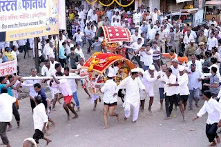 आगळीवेगळी परंपरा जपणारा विट्याचा दसरा महोत्सव !